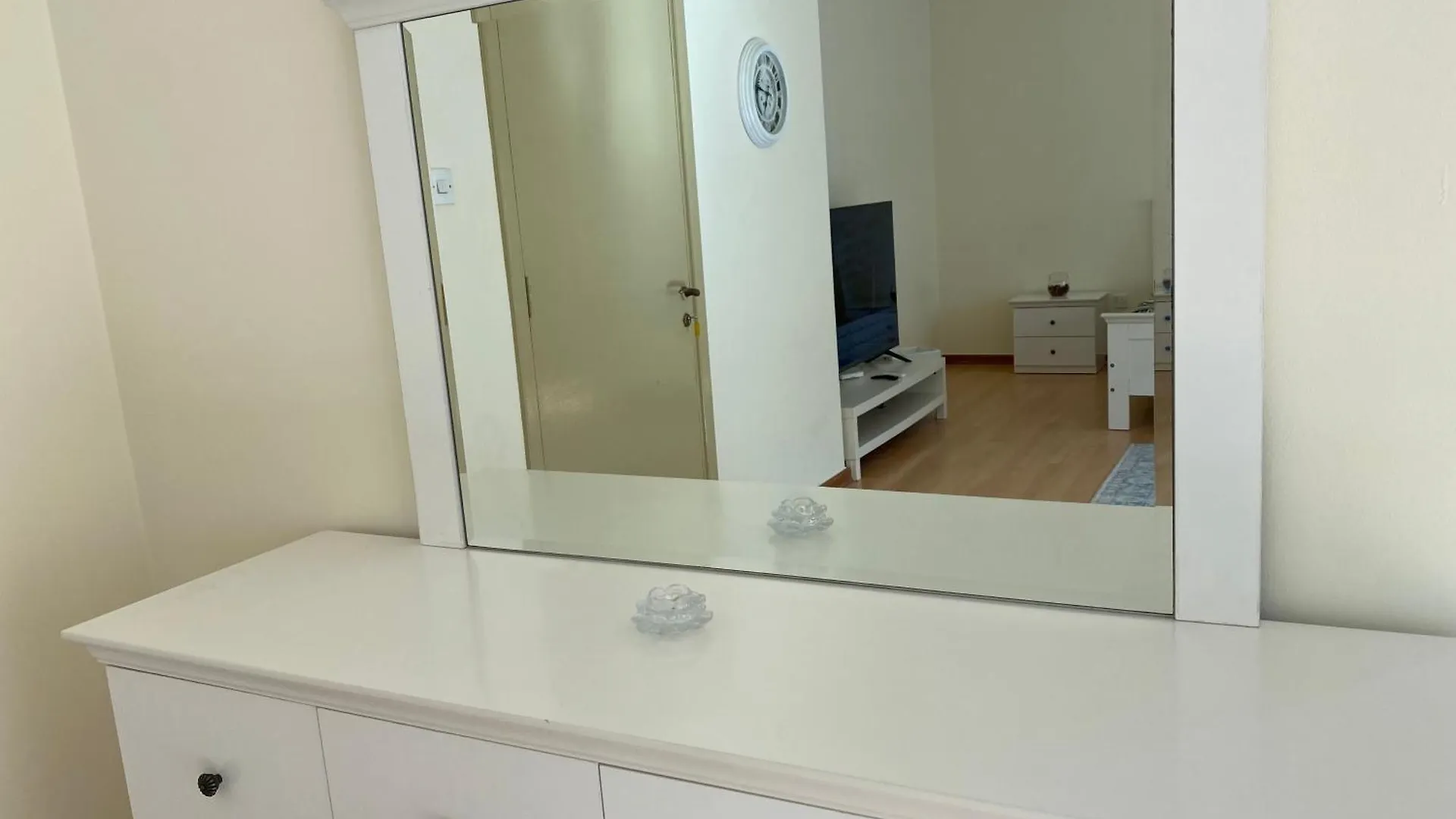 Apartmán Rose Abú Dhabí 0*,  Spojené arabské emiráty